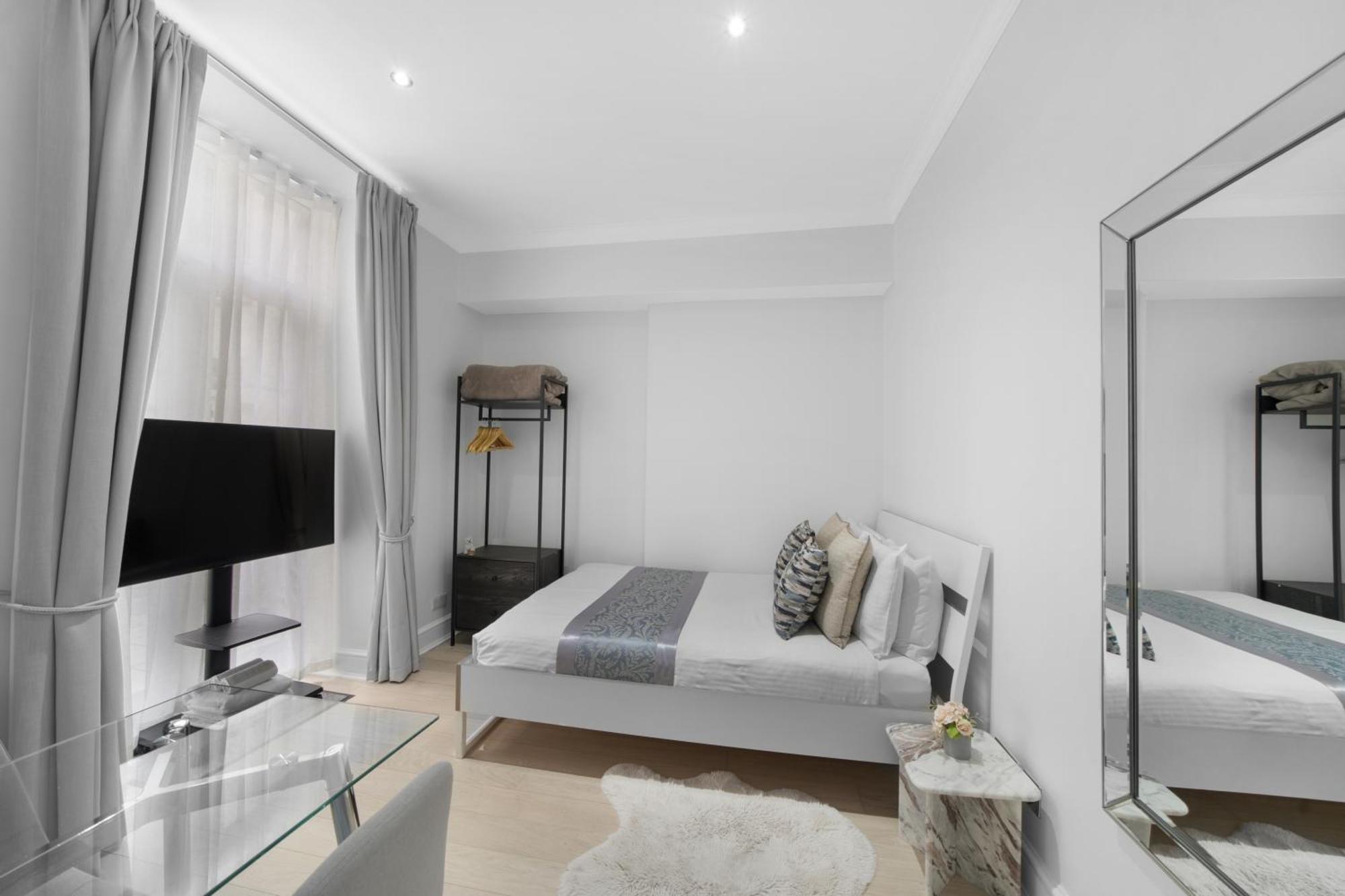 Oxford Street Homestay London Exterior photo